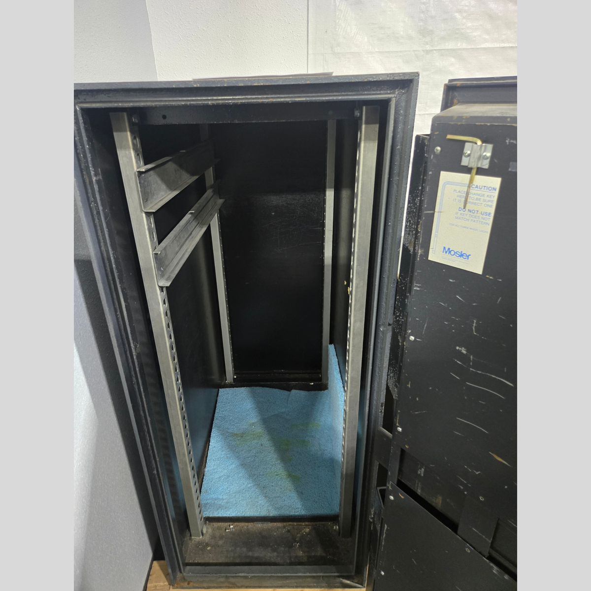 Used Mosler GSA Class 5 Container - Open