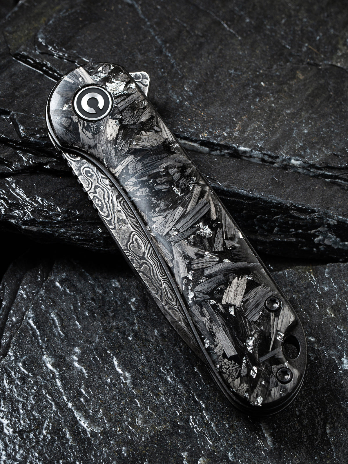 CIVIVI Elementum | Shredded Carbon Fiber &amp; Silvery Shred in Clear Resin Contoured Handle Black Hand Rubbed Damascus